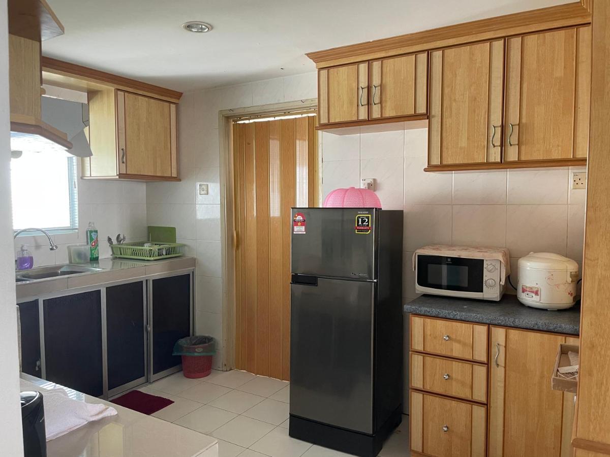 Apartment Porte Bleue Pantai Puteri