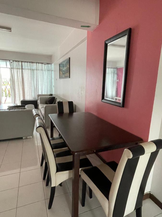 Apartment Porte Bleue Pantai Puteri